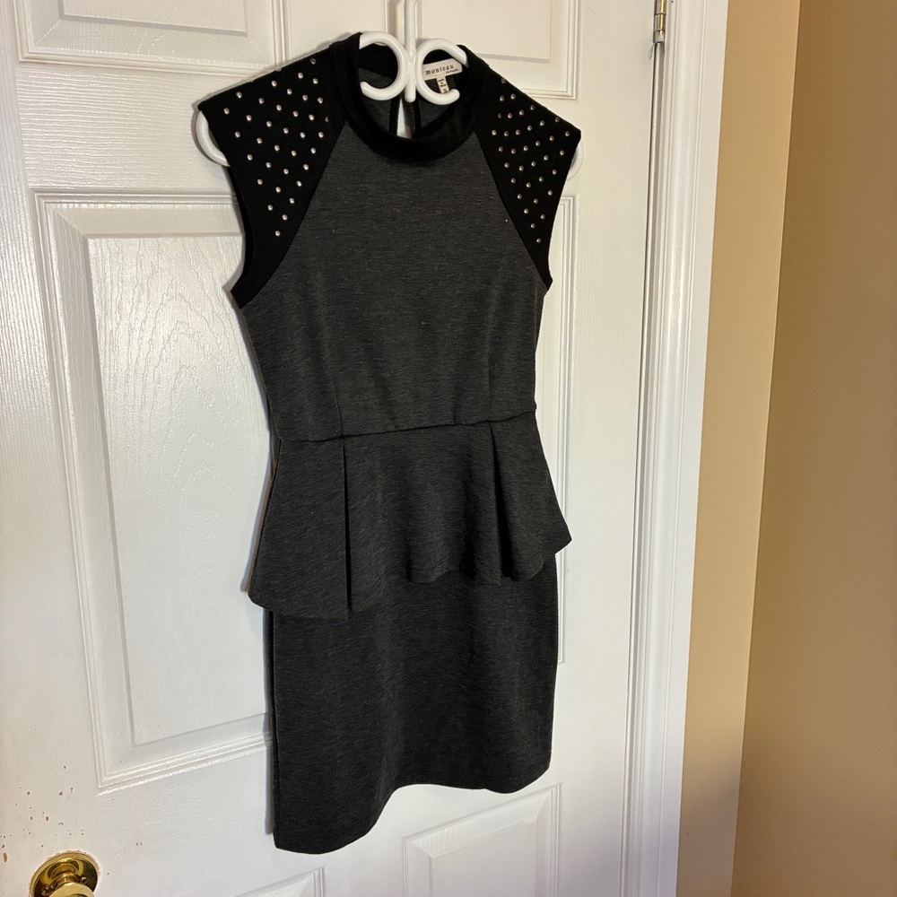Monteau Gray Black Peplum Sheath Dress Studded Cap Sleeve Size Small